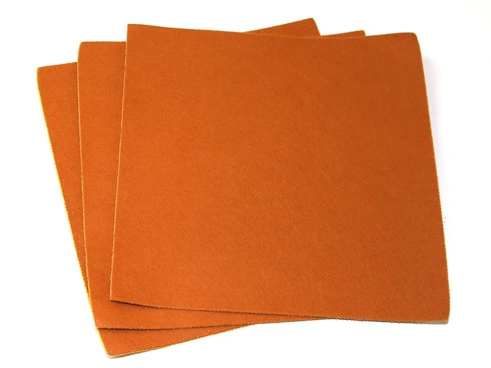 Minerva Lot de 50 feuilles de feutrine autocollantes de 45,7 cm pour la fabrication de jouets, la maison, l'artisanat et le bricolage Marron ambré